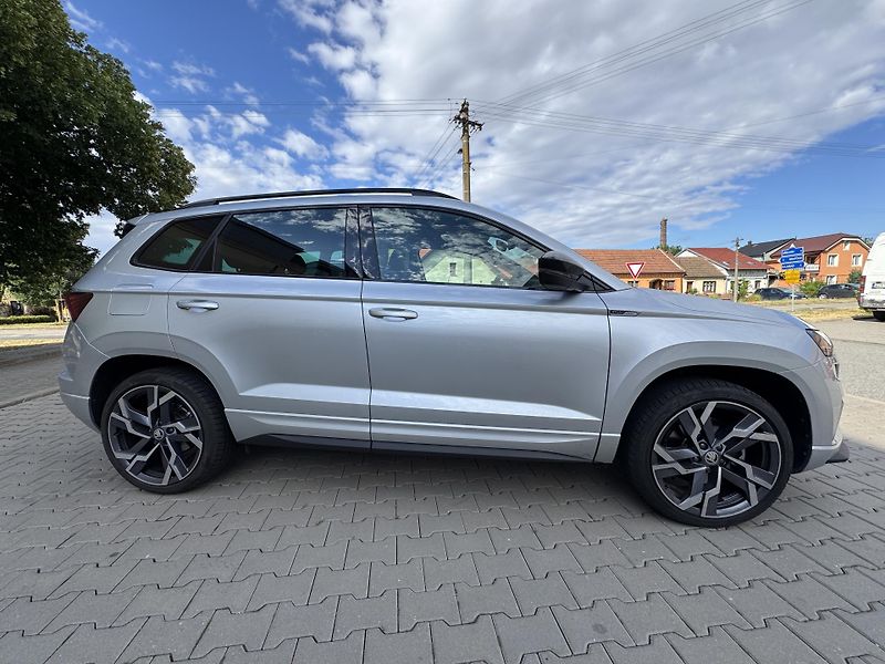 Škoda Karoq 2.0TDi SportLine MAX Výbava - fotka 8 z 35