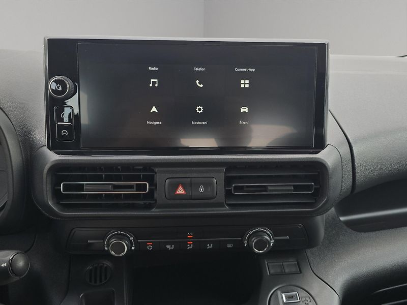 Citroën Berlingo (2024) Plus 1.5 BlueHDi 75kw, ČR, Ser - fotka 17 z 24
