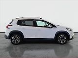 Peugeot 2008 (2018) Allure 1.2 PureTech, ČR,1.maj - náhled 6