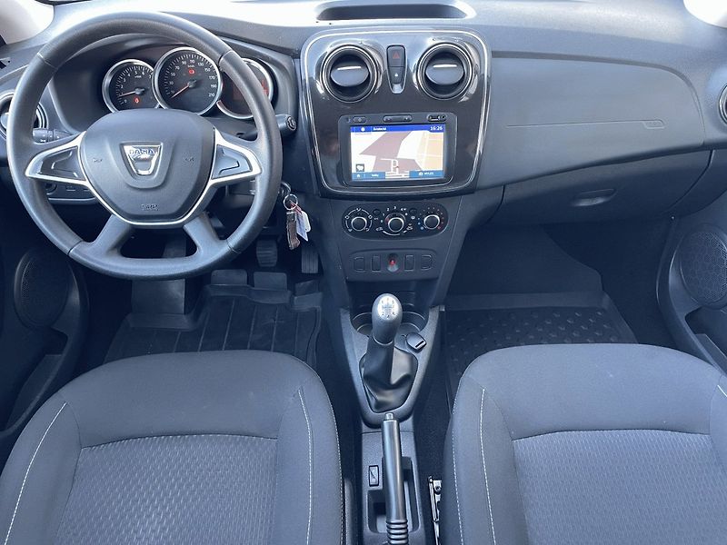 Dacia Sandero (2017) Arctica 0,9TCe 90k - fotka 11 z 21