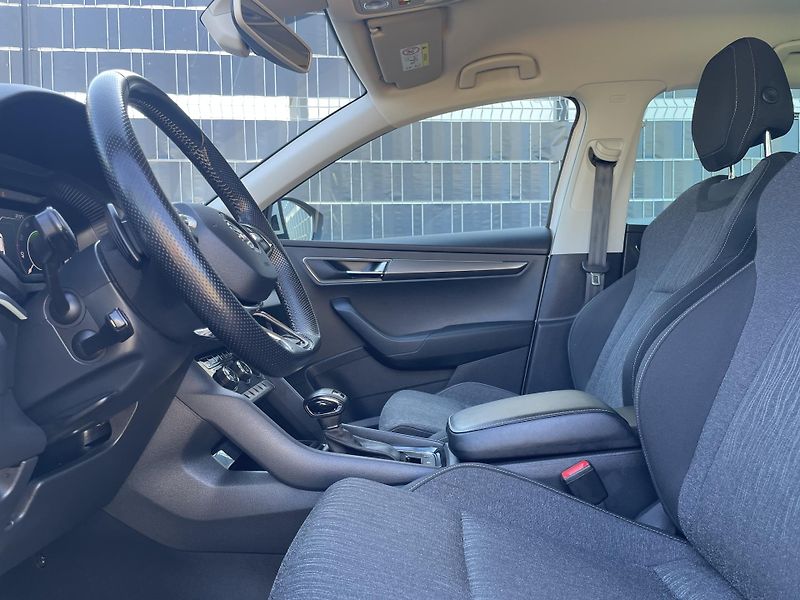 Škoda Karoq (2020) 1.5 TSI 110 kW DSG - REZERVACE - fotka 10 z 38