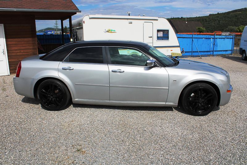 Chrysler 300C (2007) 3,0CRDI KŮŽE XENON TEMPOMAT - fotka 8 z 17