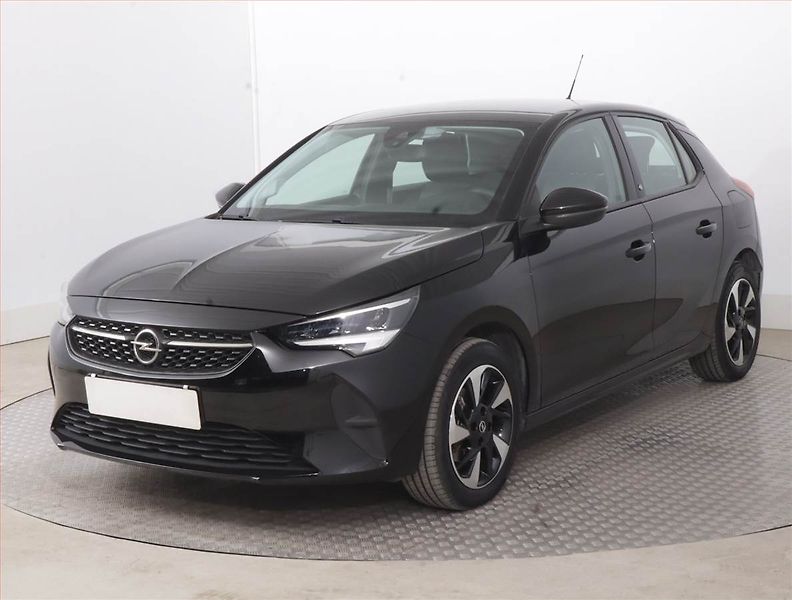 Opel Corsa (2023) Elegance 50 kWh, SoH 100% - fotka 2 z 19