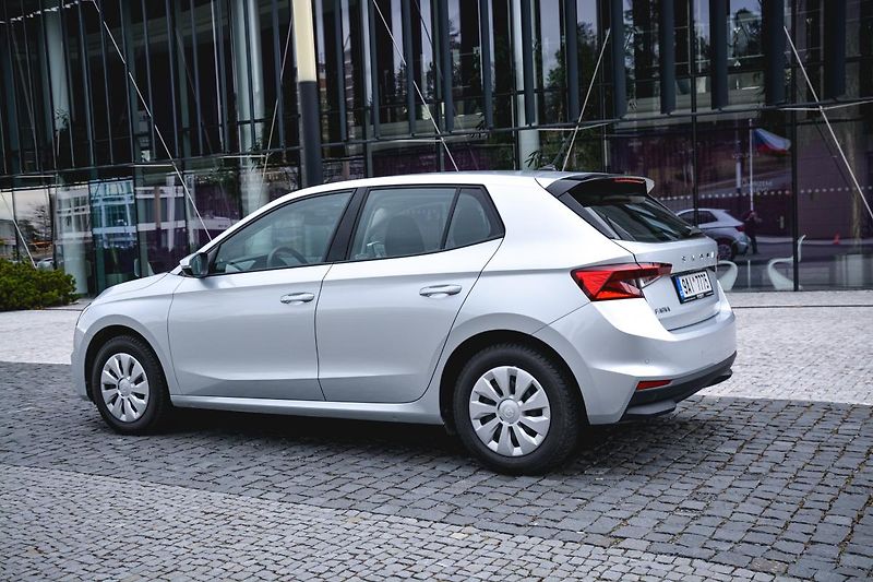 Škoda Fabia (2022) 4 Ambition 7ST Aut DSG 1MAJ ČR - fotka 33 z 36