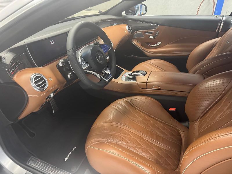 Mercedes-Benz Třídy S (2016) S63AMG coupe MATT TOP STAV - fotka 4 z 13