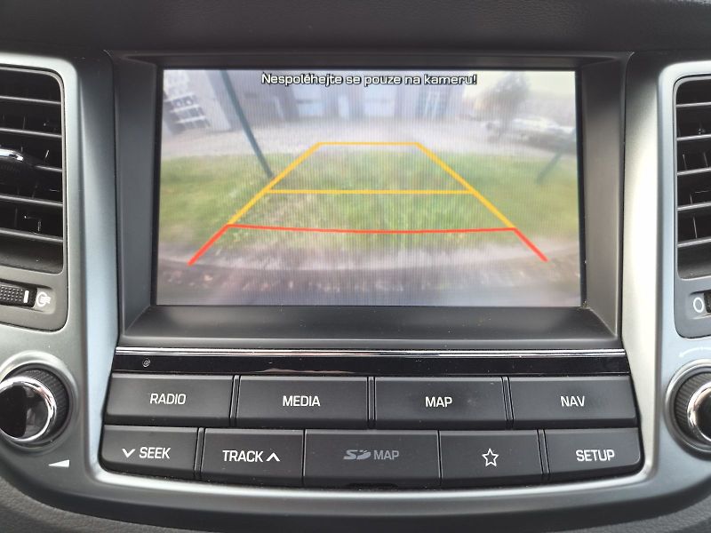 Hyundai Tucson 1.7 Trikolor Go! - fotka 25 z 27