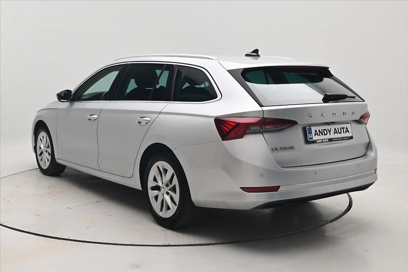 Škoda Octavia 2,0 TDI 110 kW DSG Style Záruk - fotka 7 z 30