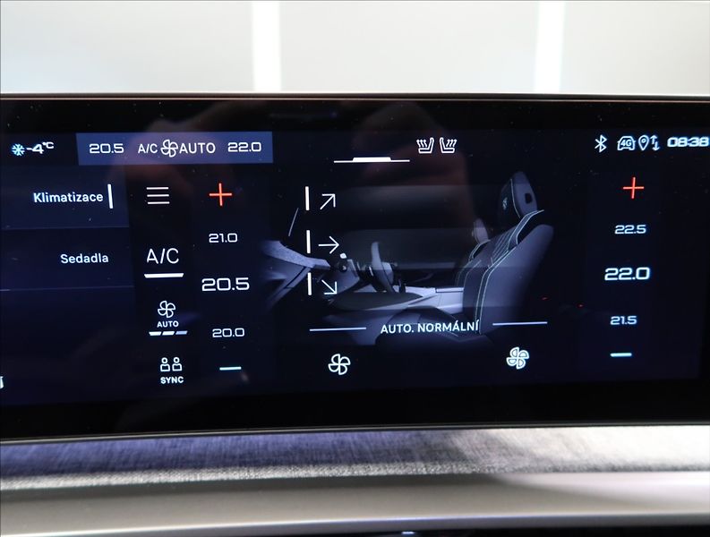 Peugeot 3008 1,2 ALLURE HYBRID145 e-DCS6 ČR - fotka 22 z 29
