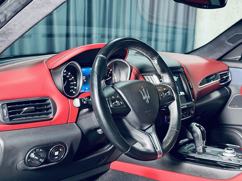 Maserati Levante (2017) 3.0d*V6*Ermenegildo.Zegna* - fotka 14 z 36