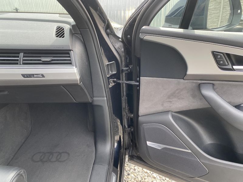 Audi Q7 3.0TDi 4x4 270PS S-LINE 7MÍST! - fotka 137 z 173