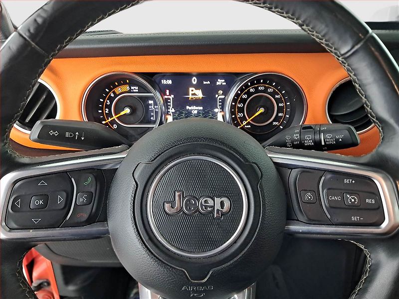 Jeep Wrangler (2019) 2.2 MultiJet - fotka 21 z 26