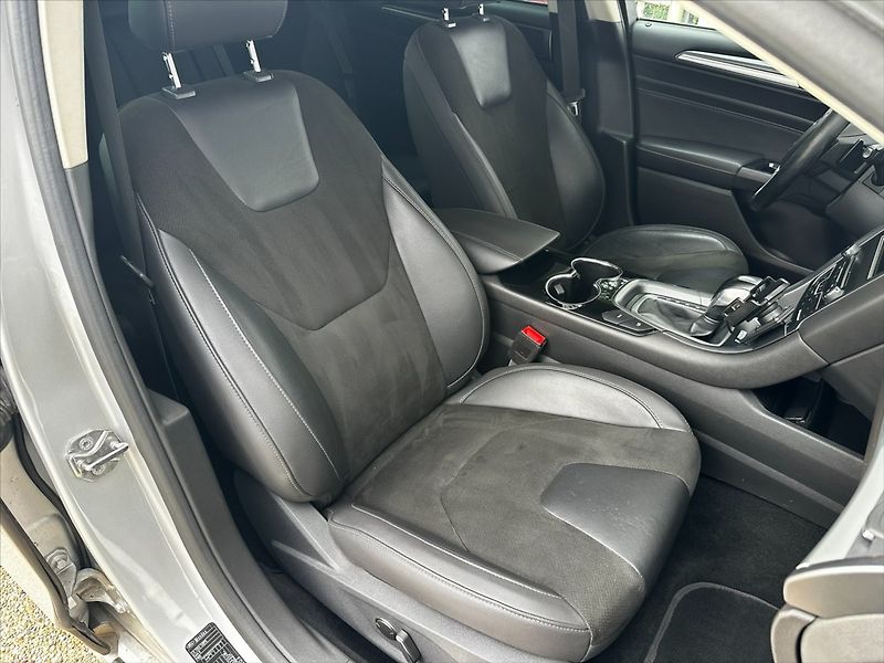 Ford Mondeo 2,0 TDCi 110kW-CZ-AUTOMAT - fotka 13 z 38