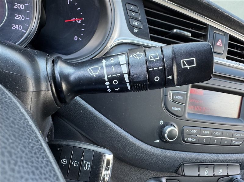 Kia Ceed 1,6 GDI 99kW tempomat původ ČR - fotka 32 z 50