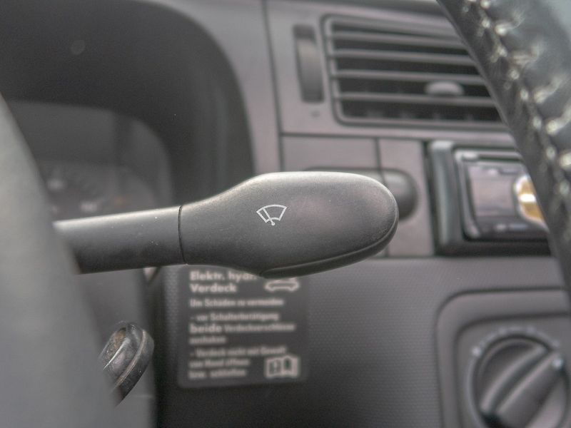 Volkswagen Golf (1999) 1.9TDI 66KW – KABRIO - fotka 14 z 36