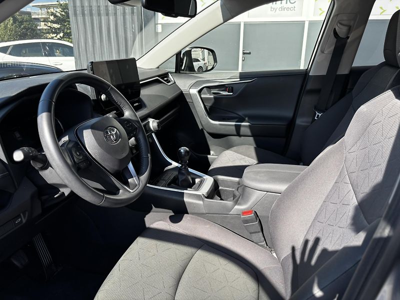 Toyota RAV4 (2023) Comfort 2.0 (129 kW)  - fotka 11 z 13