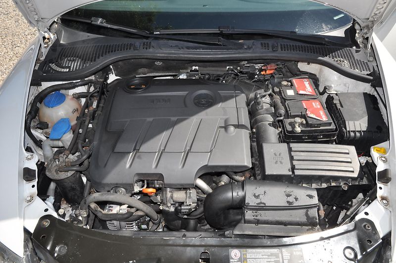 Škoda Octavia II 2.0TDi 125kW KOMBI RS - fotka 9 z 22