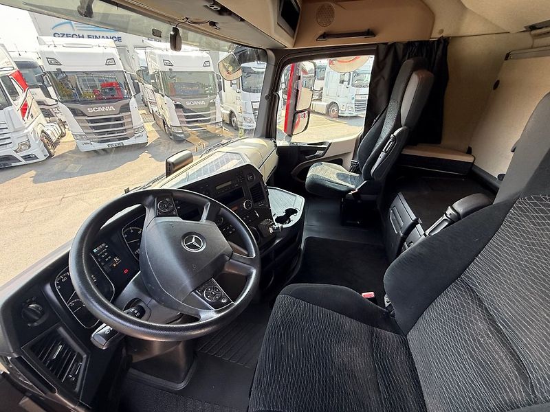 Mercedes-Benz 2545 Actros 6x2 + Schmitz ZCS1 - fotka 21 z 21