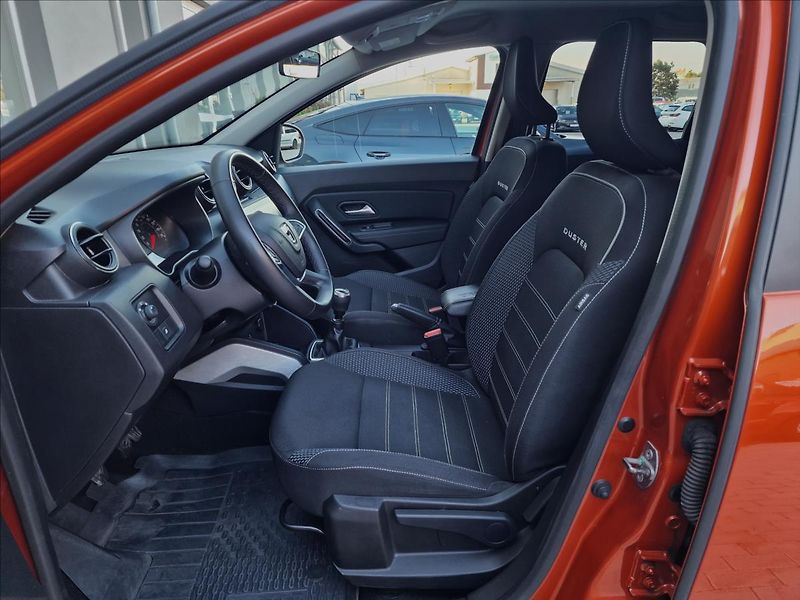 Dacia Duster 1.5dCi Prestige S&S,ČR,1.Maj. - fotka 19 z 48
