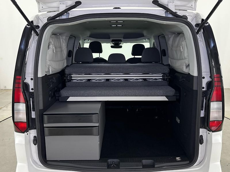 Volkswagen Caddy California Maxi - fotka 10 z 30