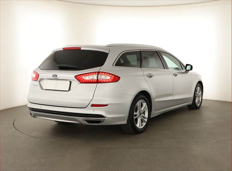 Ford Mondeo (2016) 2.0 TDCI, 4X4, Automat, Navi - fotka 5 z 18