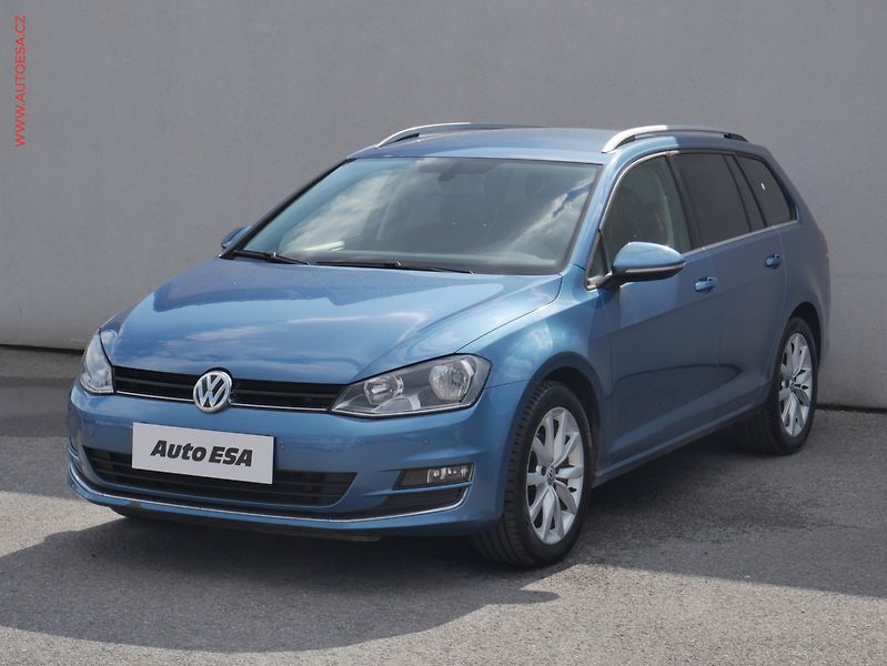 Volkswagen Golf (2015) 2.0TDi, 1.maj,ČR, Highline - fotka 3 z 22