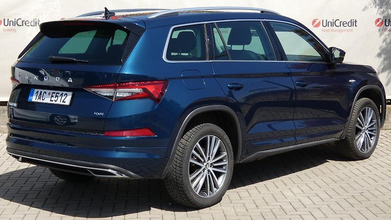 Škoda Kodiaq 2.0 TDI 110 kW L&K 4x4 DSG - fotka 3 z 27