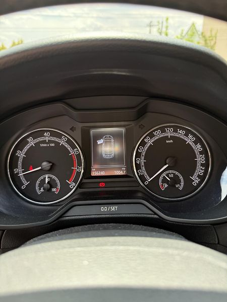 Škoda Octavia (2019) Ambition Plus 1,5 TSi 110kW ČR - fotka 11 z 32