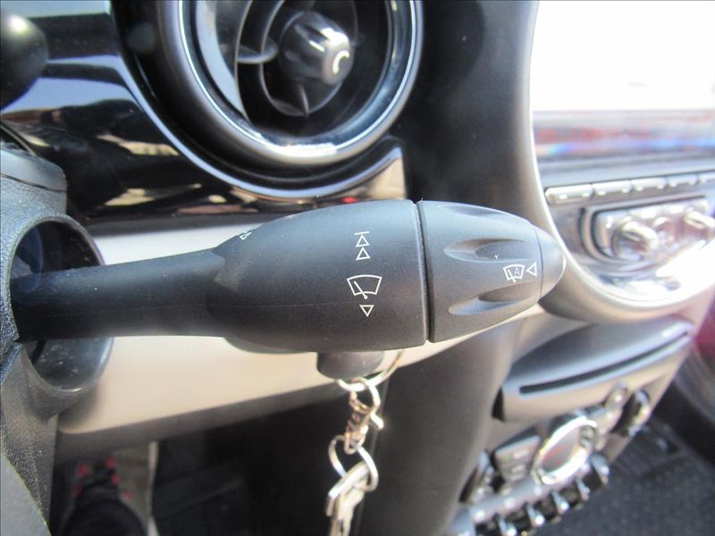 Mini Cooper 1,6 i 90kW Roadster Cabrio - fotka 20 z 43