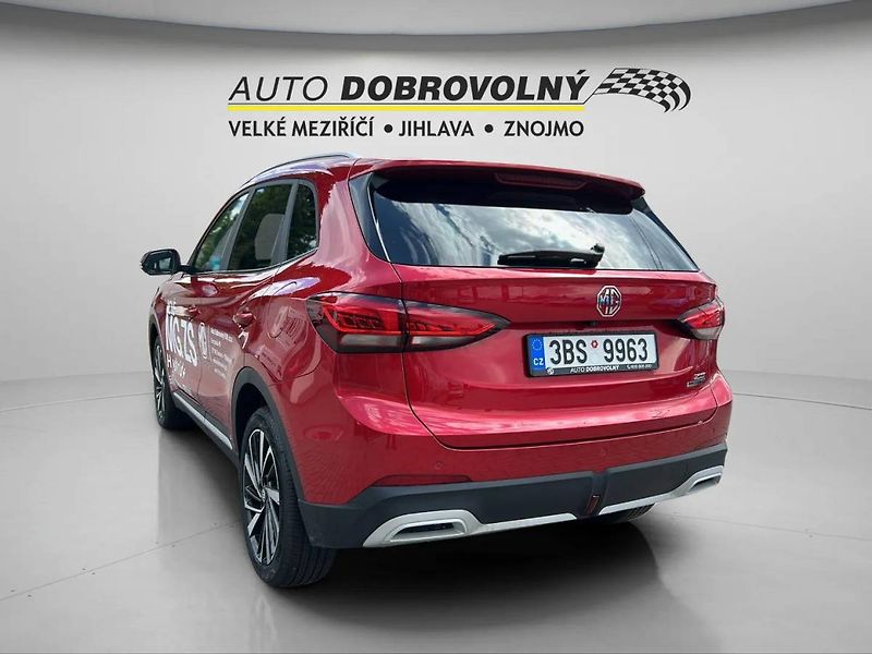 MG ZS EXCLUSIVE HYBRID+ 1.5L (145 kw - fotka 5 z 25