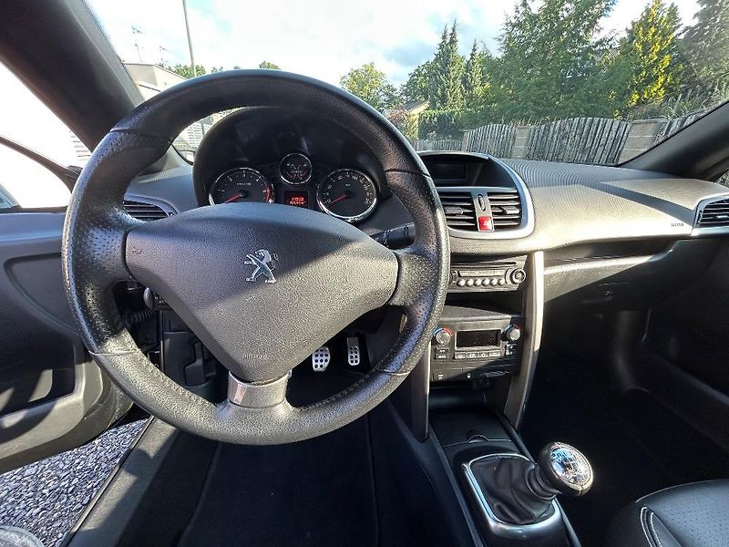 Peugeot 207 (2012) - fotka 12 z 18