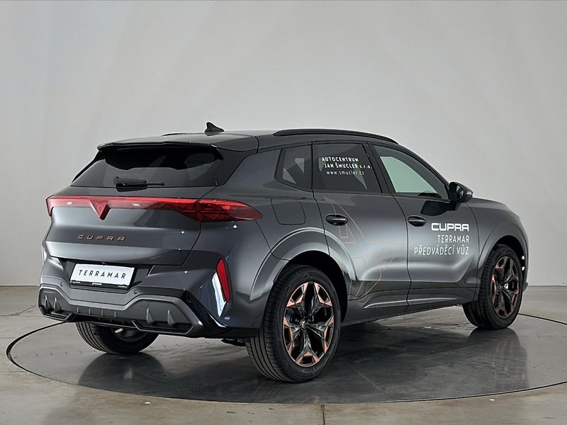 Cupra Terramar (2026) SUV - fotka 2 z 30