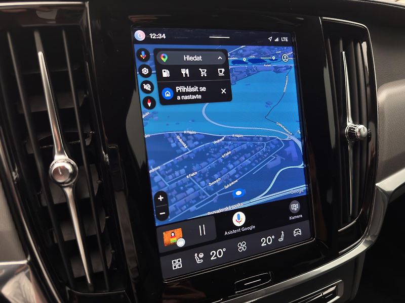 Volvo V90 B4 BRIGHT PLUS AUT - fotka 31 z 46