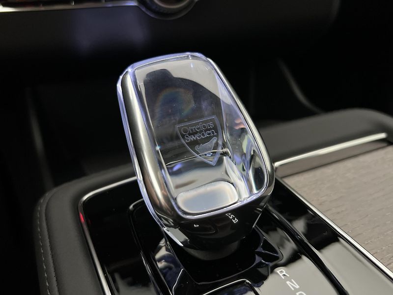 Volvo XC90 (2026) T8 AWD RECHARGE ULTRA BRIGHT - fotka 33 z 51
