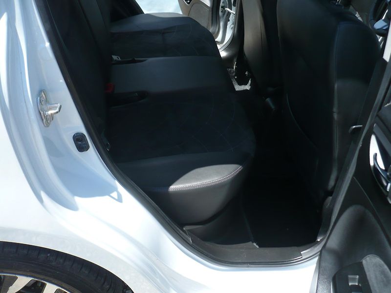 Suzuki Swift 1.2I 69Kw X-Tra Klimatizace - fotka 16 z 23