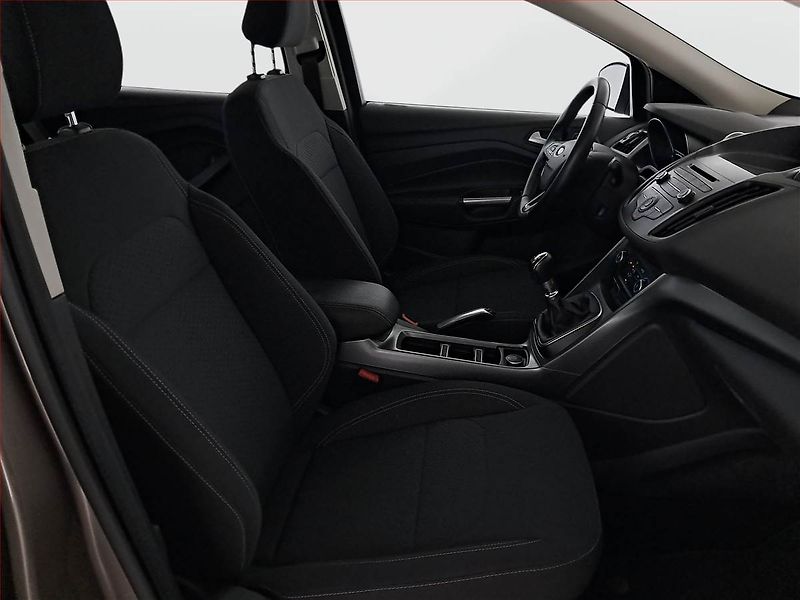 Ford Kuga (2019) 1.5 EcoBoost, Tempomat - fotka 9 z 15