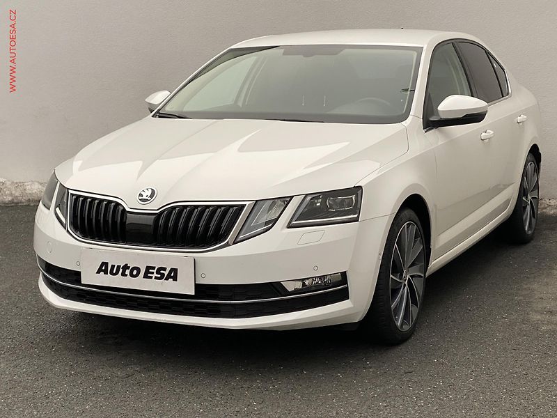 Škoda Octavia (2018) 1.8 TSI, ČR, L&K, DSG, LED - fotka 3 z 19