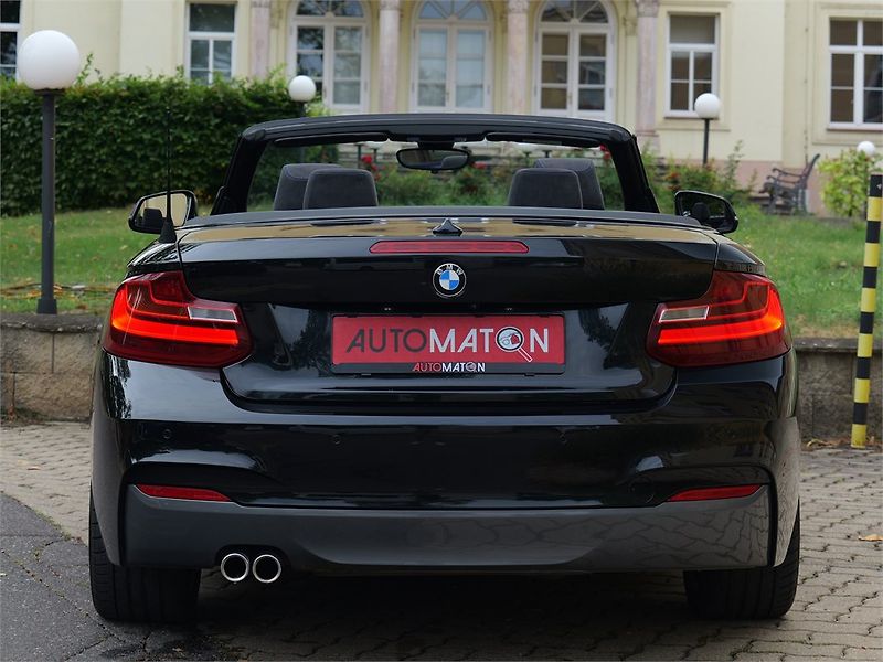 BMW Řada 2 228i Cabrio M-Sport H&K Kamera - fotka 4 z 33