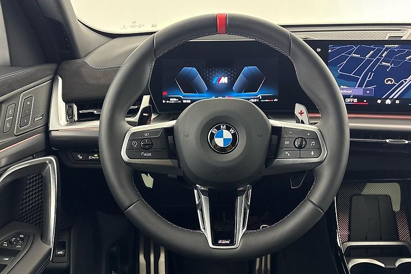 BMW X2 M35i xDrive - fotka 19 z 24