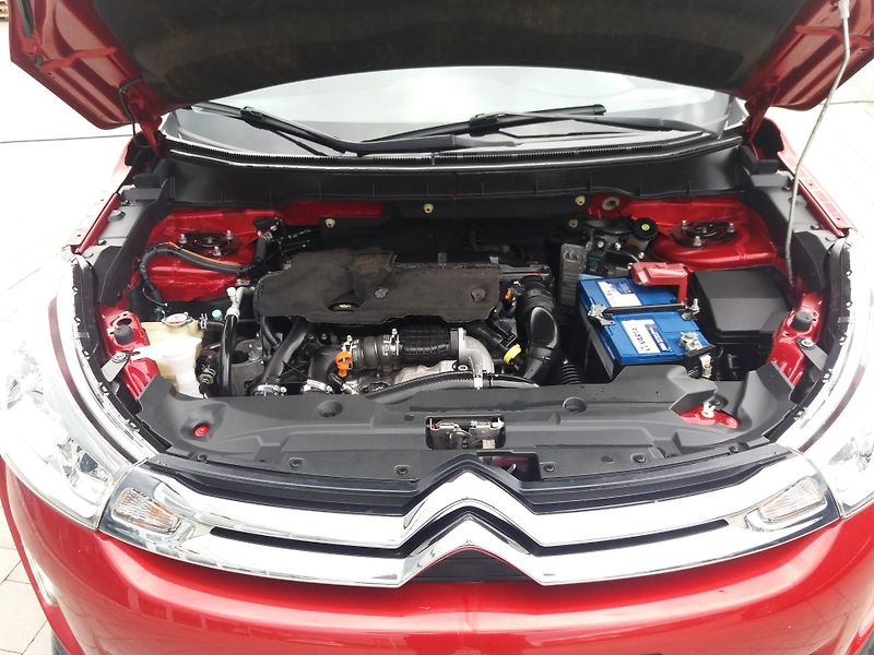 Citroën C4 Aircross 1.6HDi,4X4,1.MAJITEL-ČR - fotka 22 z 24