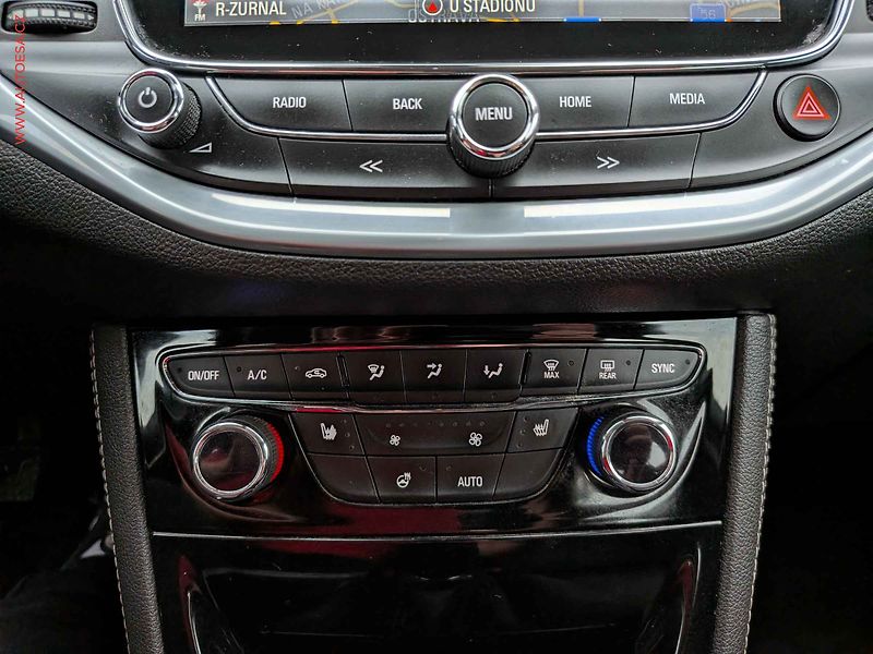 Opel Astra (2016) 1.6 CDTi, ČR, servis.kniha - fotka 14 z 16