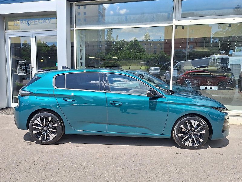 Peugeot 308 (2026) 308 ALLURE Hybrid 145 e-DCS6 - fotka 8 z 19
