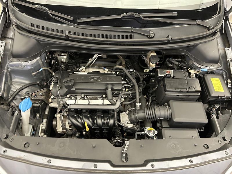 Hyundai i20 1.2 i Comfort - fotka 18 z 21
