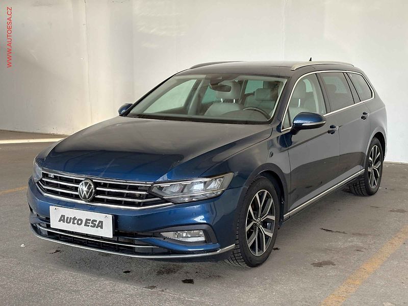 Volkswagen Passat (2021) 2.0 TDi, ČR, Elegance, LED - fotka 3 z 16