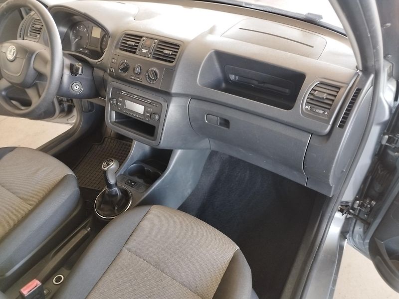 Škoda Roomster (2012) 1,2TSi 63KW klima serviska - fotka 14 z 26
