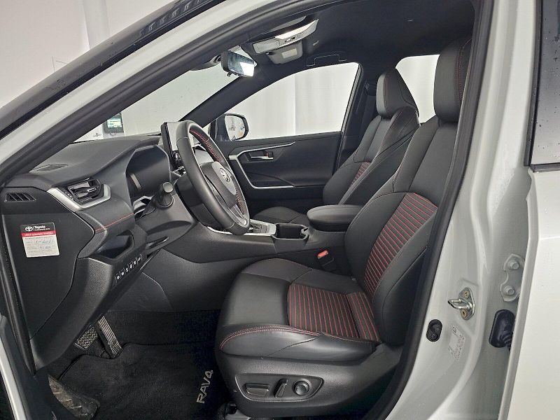 Toyota RAV4 (2024) 2.5PHEV 306k 4X4 SELECTION - fotka 9 z 26