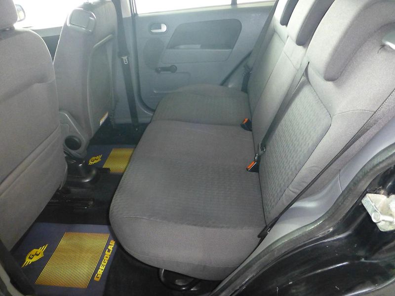 Ford Fusion (2002) 1,4TDCI-50KW**NOVÉ PNEU* - fotka 14 z 25