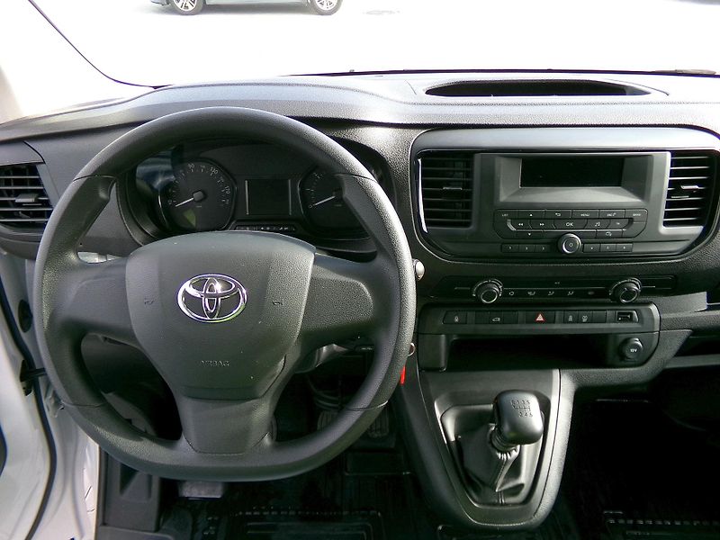 Toyota ProAce L2 ACTIVE 2.0 D-4D 106kW - fotka 2 z 15