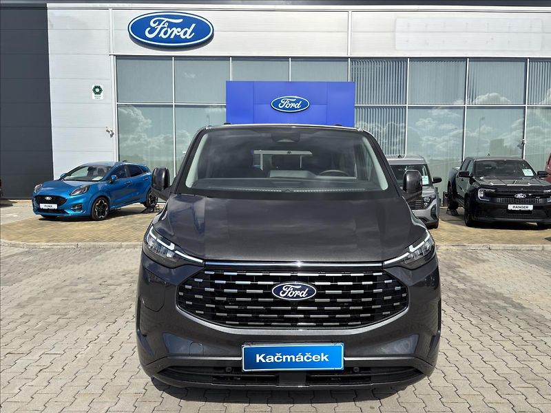 Ford Tourneo Custom 2,5 PHEV 171kW Titanium X L1 - fotka 8 z 59