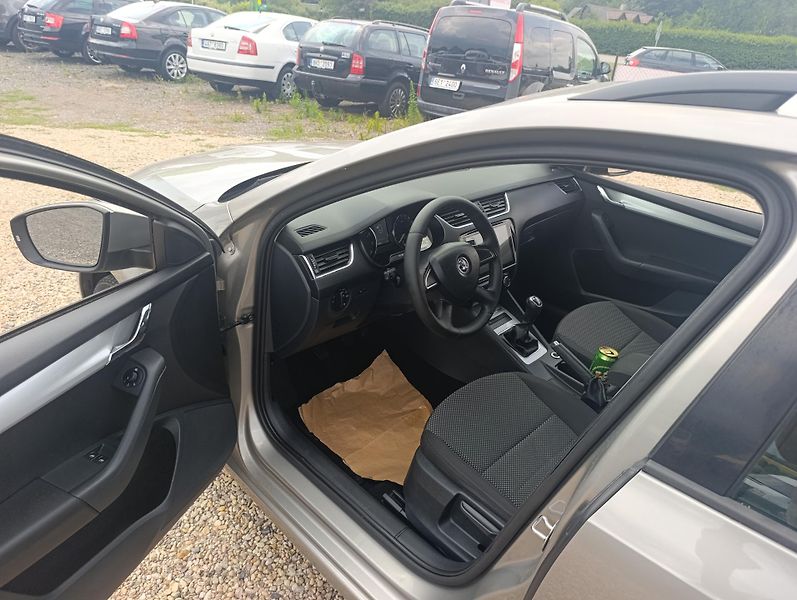 Škoda Octavia (2013) 1.2 TSi - fotka 9 z 18