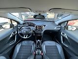 Peugeot 2008 Allure 1.2i KOUPENO V ČR 1.MAJ - náhled 18